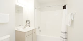 Deerfield Gallery 14