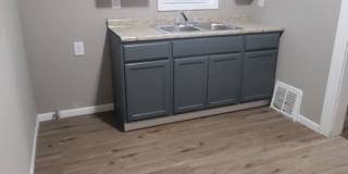 Newly Updated 2 Bedroom Home Gallery 4