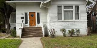 107 Hackberry Avenue Gallery 1