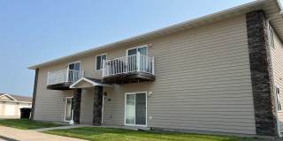 2 Bed 1 Bath Single Stall Garage Gallery 1