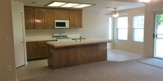5801 Roscomare - NW - Beautiful 4 Bed in San Lauren, Northwest Bakersfield Gallery 9
