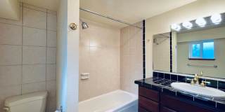 Massive House with Elegant Finishes in Madison Valley! Gallery 18