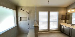 1303 BLUFF FOREST Gallery 44