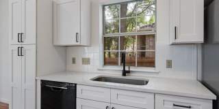 Beautifully 5-Bedroom Home in Georgetown, TX Gallery 17