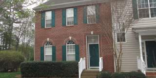 Incredible end unit townhome!! 3br/2.5ba, sunroom, great schools!! Available Now! Gallery 1