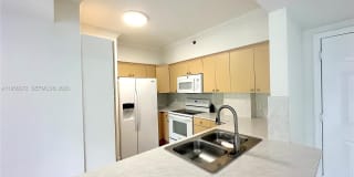 9340 Fontainebleau Blvd Gallery 9