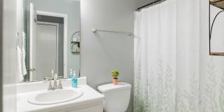 2 Bed/1 Bath Condo with In-Ground Pool Gallery 18