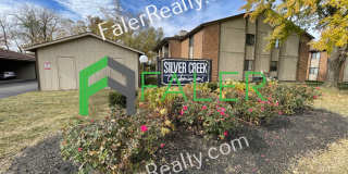Spacious 2 bedroom condo - Available NOW! Gallery 1