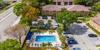 2646 Riverside Drive Gallery 17