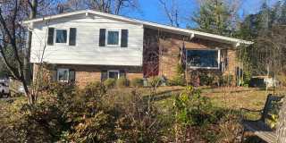 Cozy West Knoxville 3BR/1.5BA Home Gallery 1