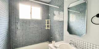 Spacious 5-Bedroom Home in Prime Location Gallery 21