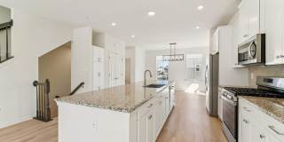 1470 RIDGE TRAIL Circle Gallery 1