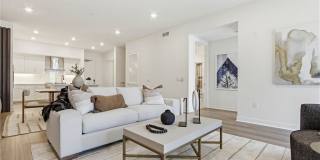 1604 Rivington Gallery 8