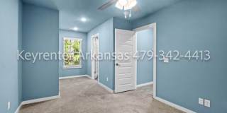 Beautiful 2 Bed, 3 Bath Home Just Off Weddington! Gallery 16