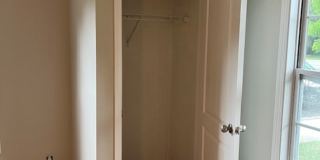 Spacious 2 Bed, 2.5 Bath Townhome in Peaceful Southwest Bloomington Gallery 4