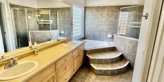 4-BR Home in Shadow Mountain @ Green Valley Gallery 19