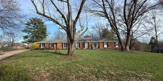 1108 Westmoor Place Gallery 1