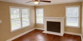 Large 3 Bed, 2 Bath Two-Story Home Gallery 4