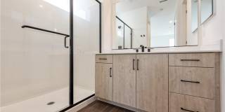 105 Culture Gallery 13