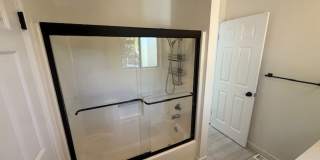 Renovated 2-Bedroom Condo in Martinez Gallery 15