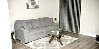 Room in 2 Bedroom Home at Forest View Ave Gallery 14