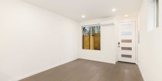 West Seattle Townhome - 2 Bedroom PLUS Den Gallery 7