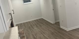 1100 SPRINGVALE Road Gallery 58