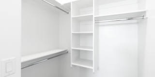 2680 E Wake Forest Ln - 1 Gallery 14