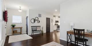 133 LIMPKIN Avenue Gallery 17