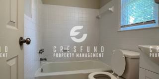 2ND FLOOR Spacious & Updated 1 Bed, 1 Bath Apartment Gallery 17