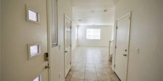 3041 Lake Como Avenue Gallery 3