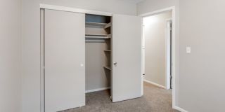 1 & Bedrooms Walking distance to McCarrons Lake! - Roseville 1 & Bedrooms Walking distance to McCarrons Lake! - Roseville Gallery 62