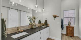 Beautiful  home in Entrada! Gallery 8
