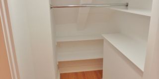 3135 Pacific Avenue Gallery 17