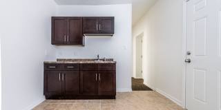 500 S Laramie Gallery 16