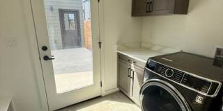 3 Bedrooms 2 1/2 Bathrooms - Where Mountains meet you at upscale living! Gallery 26