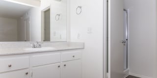 Maplewood Apartment Homes Gallery 36