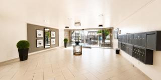 Tarzana Five Apartments Gallery 4