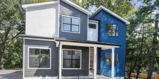 2323 (A) Carter Avenue Gallery 1