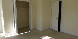 522 1/2 North 1st Street Gallery 54