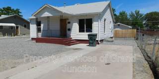 1318 N 16th Street Gallery 1