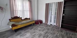 298 Highland Avenue Gallery 13