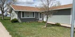 400 Deerfield Court Gallery 1