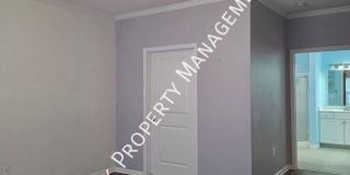 HALF OFF APRIL!  Beautiful One-Level Downstairs Condo in Prime Hamilton Place Location Gallery 23