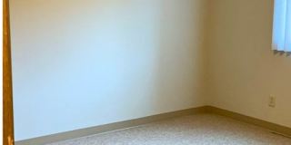 Smart Renting: All-Inclusive Living + Pet Welcome in Chippewa Falls! Gallery 1