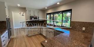 Beautifully Remodeled 4 Bed/2 Full Bath + 2 1/2 Bath Country Club Park Home Gallery 20