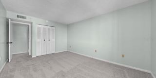 660 ISLAND Way Gallery 22