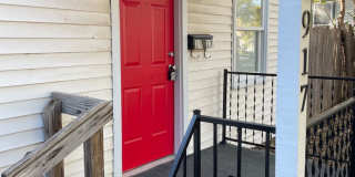 Charming Cozy Riverside Home Charming Cozy Riverside Home Gallery 1