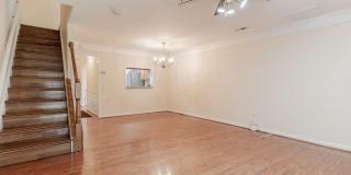 21773 BALDWIN Square Gallery 14