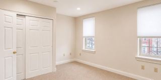 2542 W GIRARD Avenue Gallery 10